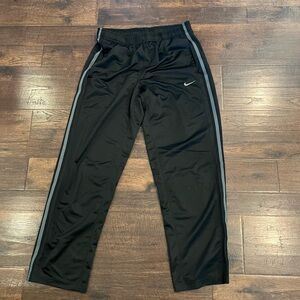 Nike Track Pants Men’s Size Medium Basketball  RN56323